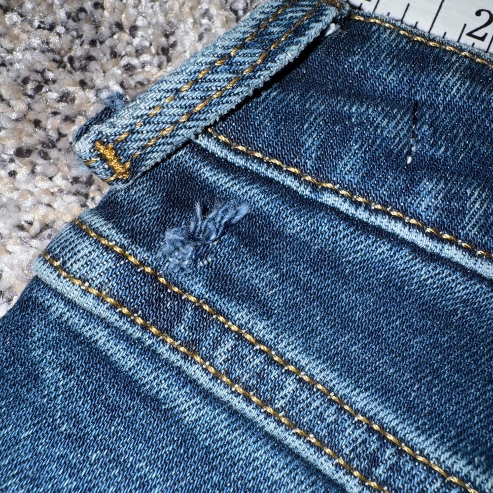 Wrangler Blue Flare Wide Leg Denim NWOT one broken loop - Picture 7 of 8